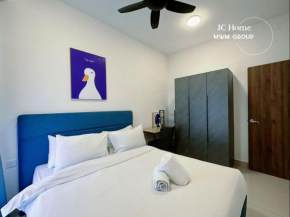 Veranda Hippo House